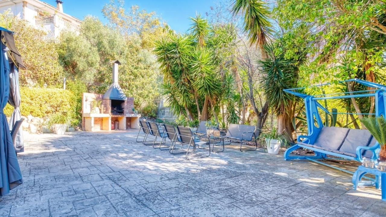 Costacabana - Summertime Villa